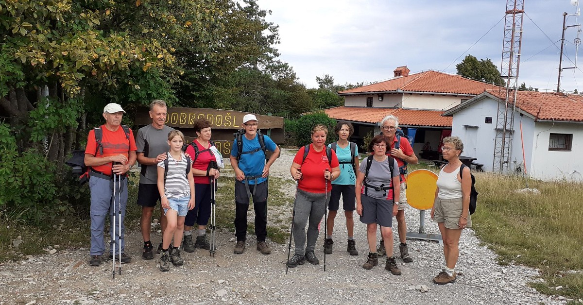 Tradicionalni pohod Gremo peš na Kokoš | Visit Kras