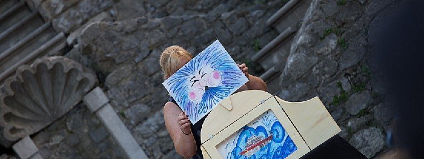 3. Slovenski bienale narečnega kamišibaja v Štanjelu