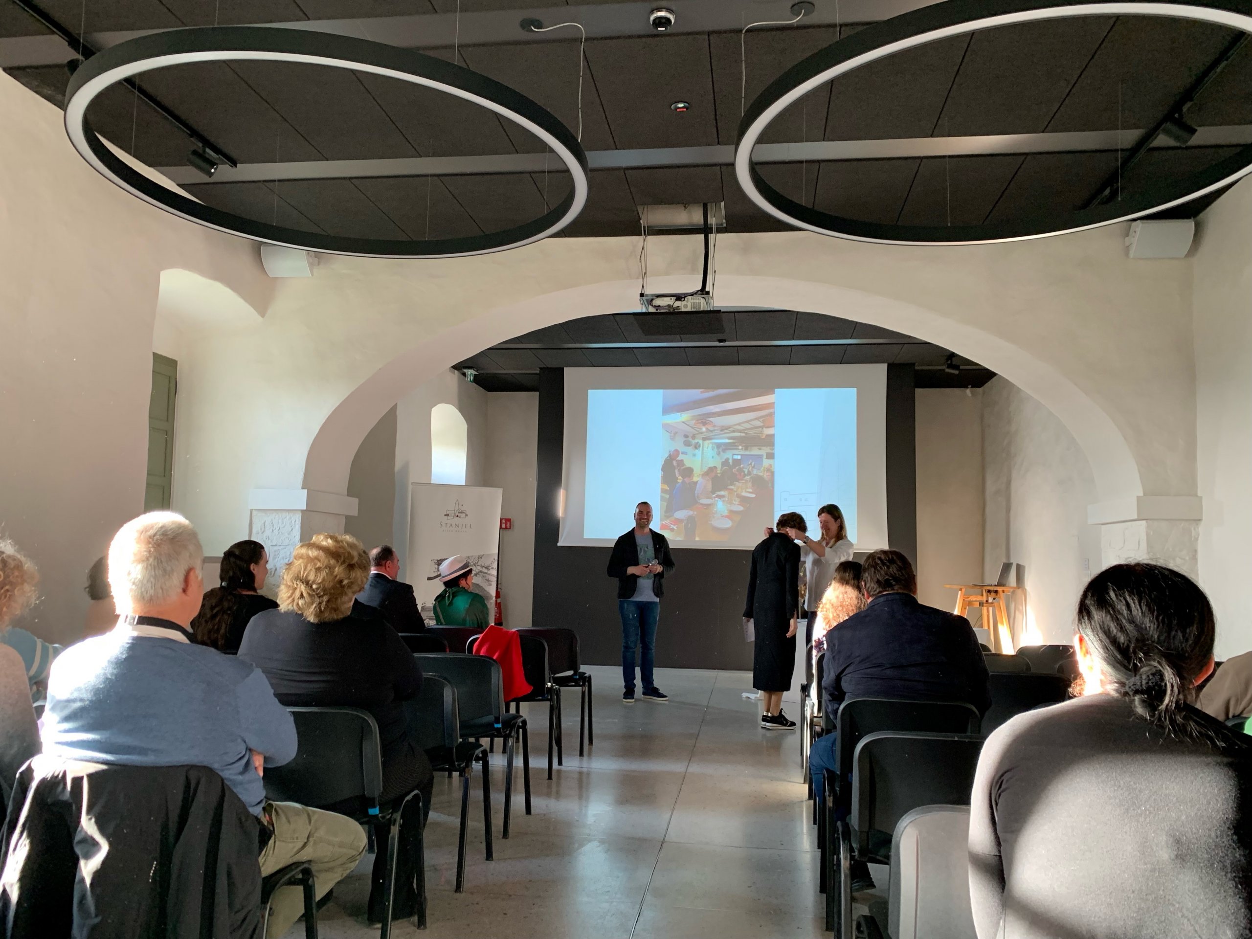 Soglasja za objavo osebnih podatkov in oddaja dnevnikov vodenj