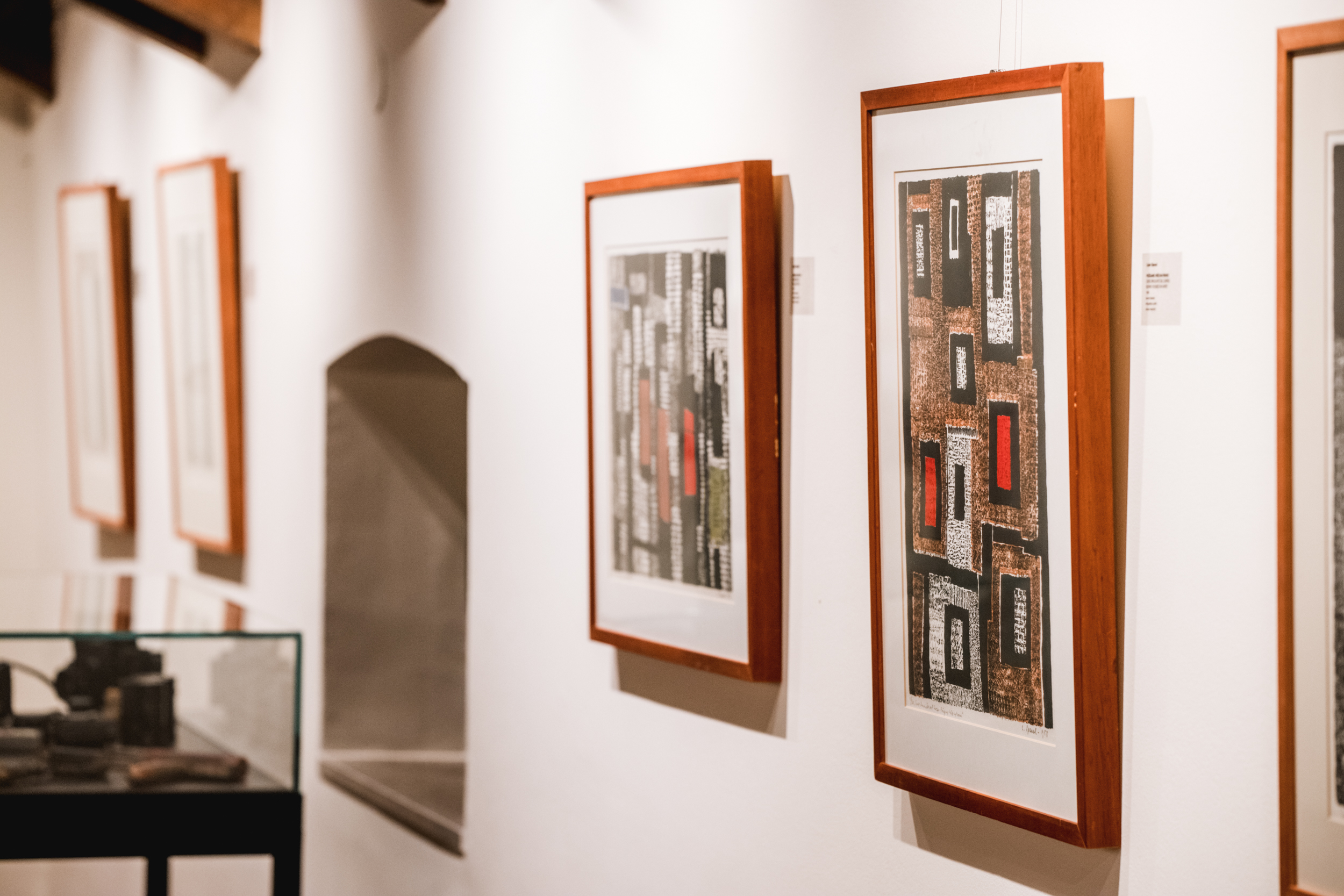 Strokovno vodenje po razstavi Kras v barvi in verzu