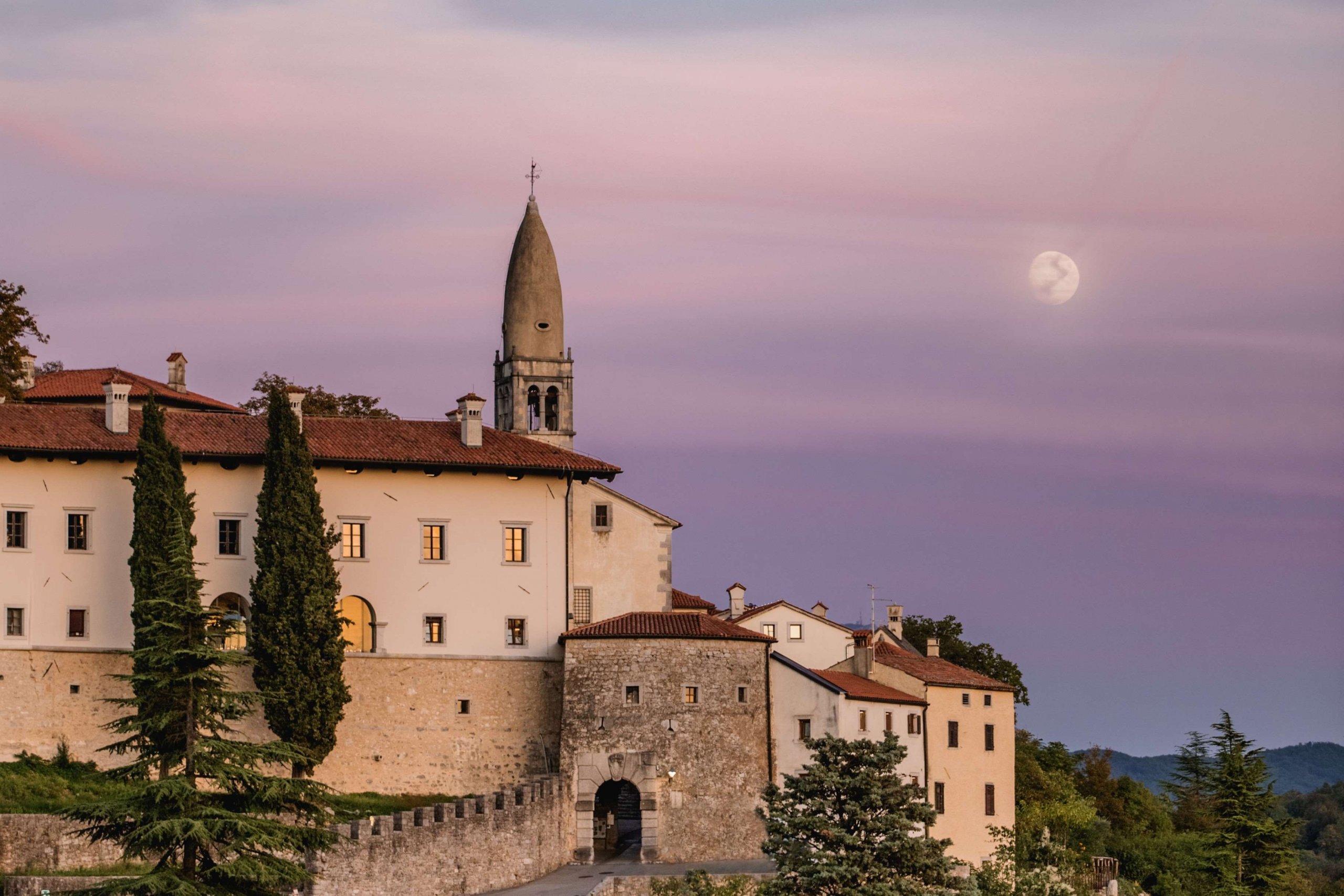 Poletje v biseru Krasa bo popestrila novost – Poletni festival v Štanjelu