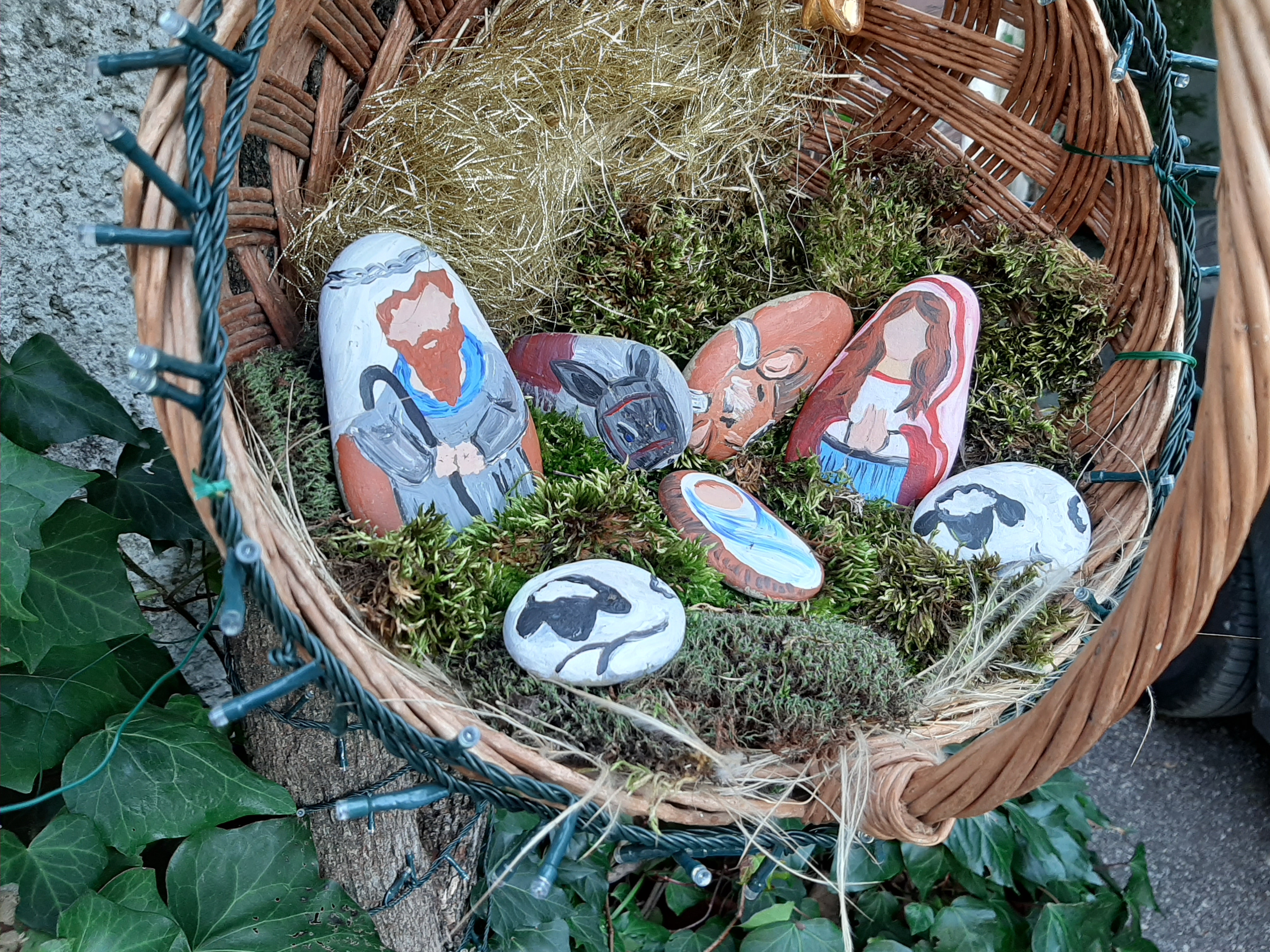 Exhibition of Christmas nativity scenes in Štanjel